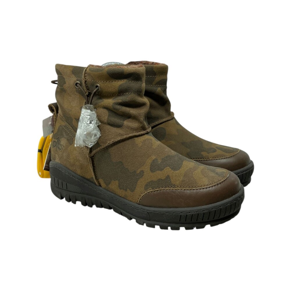OTBT Boots Women's Size 6 Fanfare Mimetic Camo Leather Winter Snow Ice Cleats
